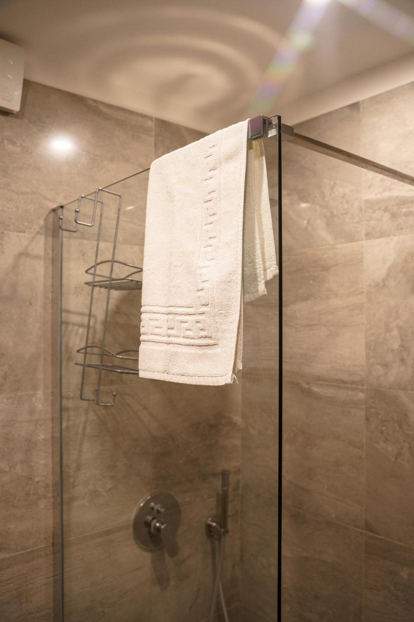 شقة Chiatamone Relais نابولي المظهر الخارجي الصورة